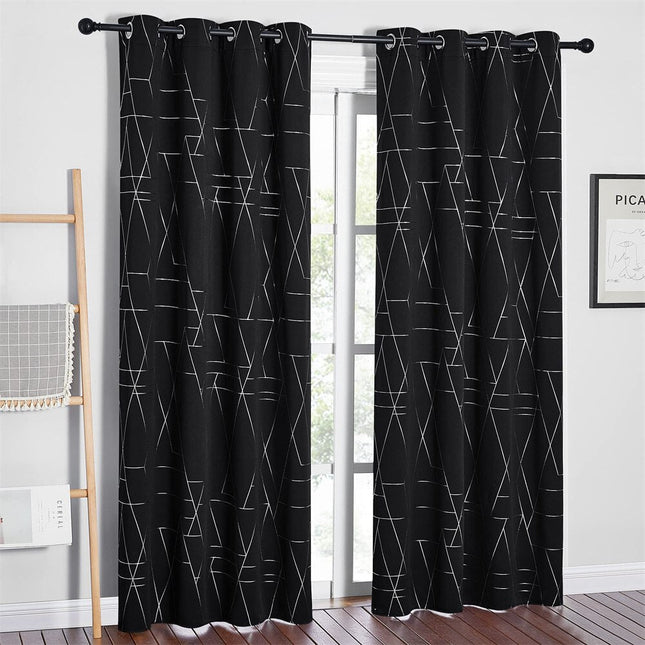 Sort mørklægningsgardin med sølv mønster