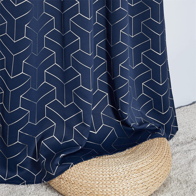 Mørkeblåt mørklægningsgardin med guldmønster