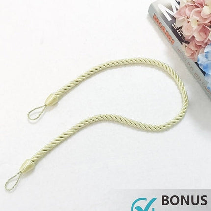 Gennemsigtigt udendørs gardin med metaløjer