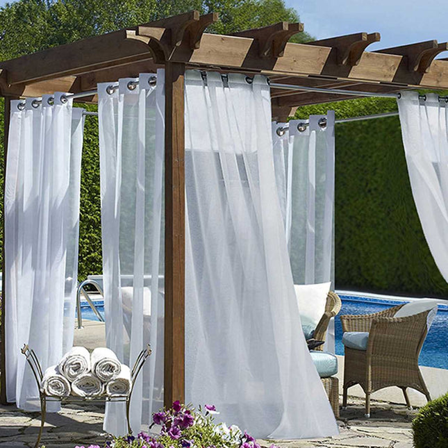 Klassisk og let gennemsigtigt voile gardin