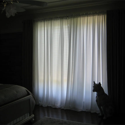 Hvidt let og luftigt gardin