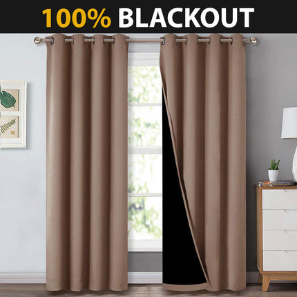 Akustisk mørklægningsgardin i mørk beige