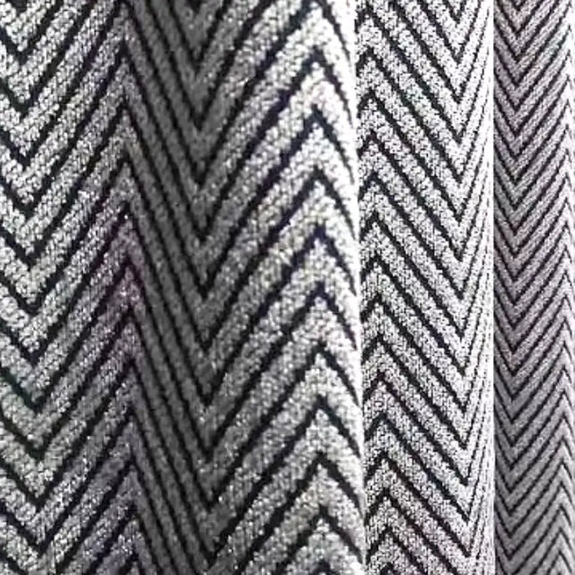 Blåt mørklægningsgardin med sildebensmønster