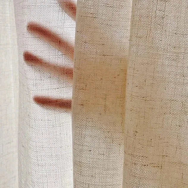 Naturligt beige gardin i hørlok