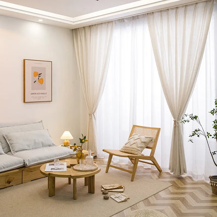 Naturligt beige gardin i hørlok