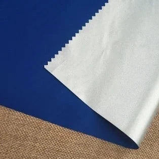 Tykt mørklægningsstof til gardiner