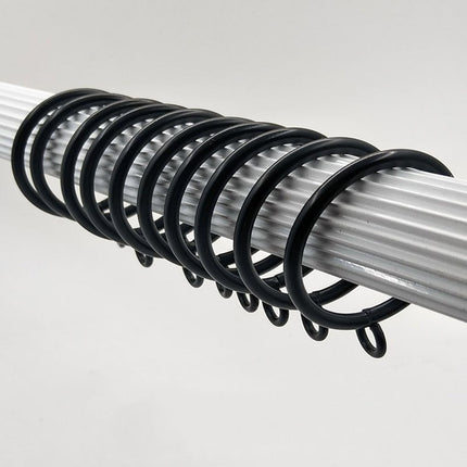 Gardinringe i metal med antik finish