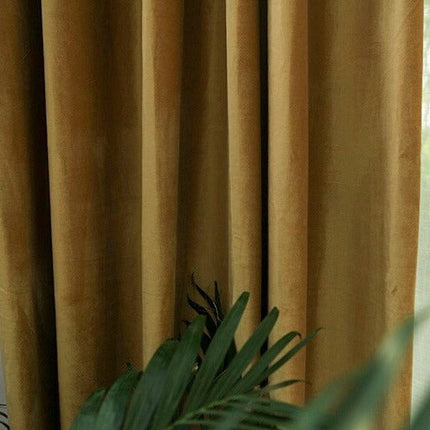 Okkerfarvet Dalsen mørklægningsgardin med glans