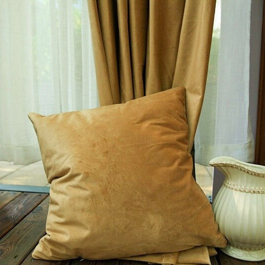 Okkerfarvet Dalsen mørklægningsgardin med glans