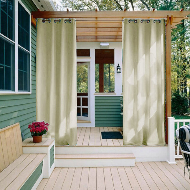 Vandtæt cremefarvet udendørsgardin med ringe