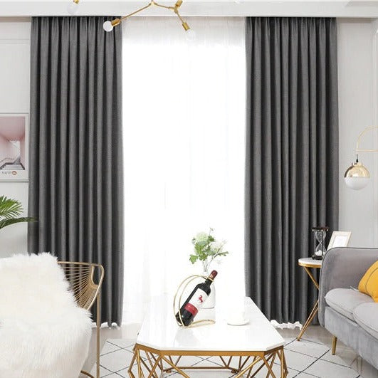 Gråt mørklægningsgardin med struktur