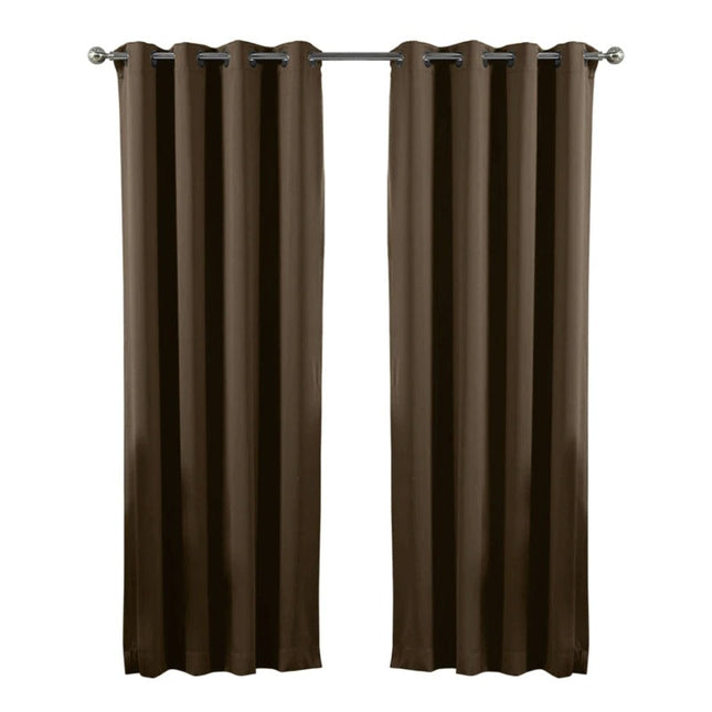 Slidstærkt udendørsgardin til afskærmning af terrasse