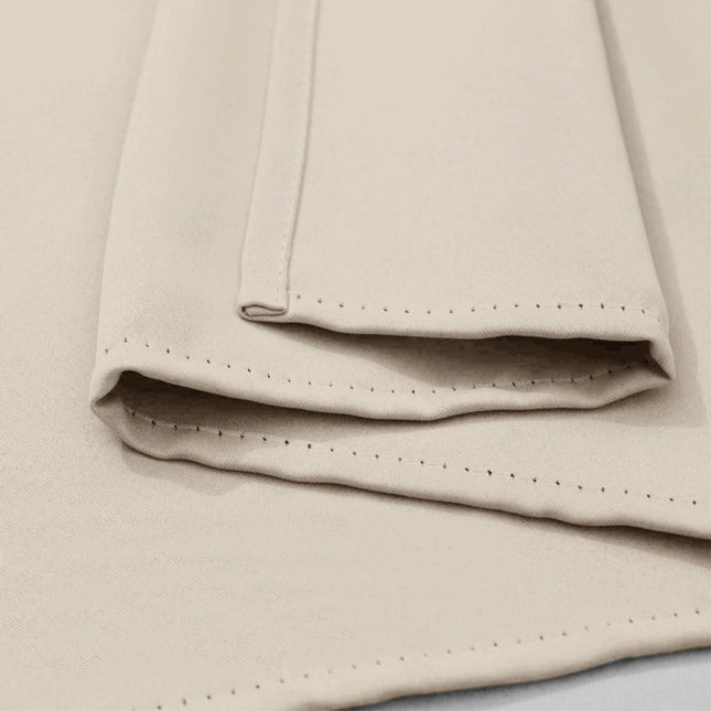 Beige vandtæt gardin til pergola