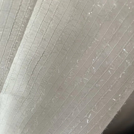 Let gardin med flot glimmereffekt