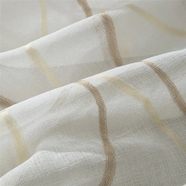 Let gardin med bølget mønster