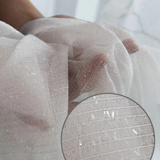 Let gardin med flot glimmereffekt