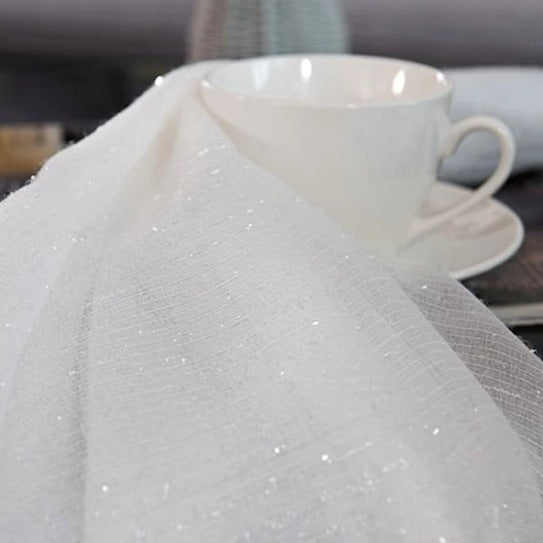 Let gardin med flot glimmereffekt