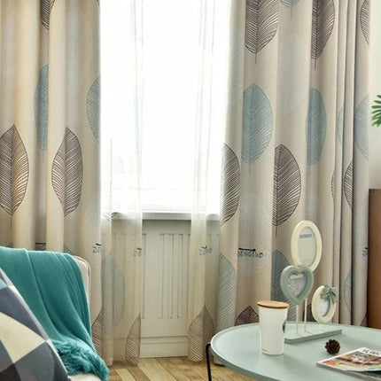 Mørklægningsgardin med moderne print af blade