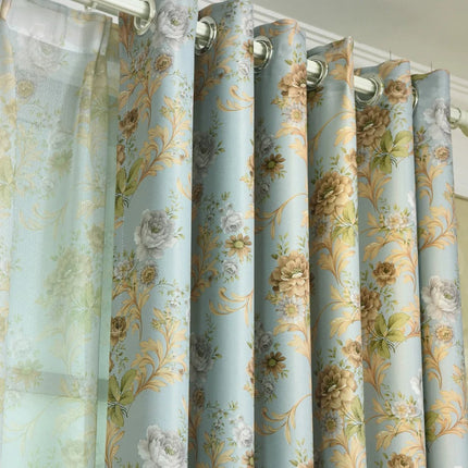 Mørklægningsgardin med romantisk blomstermotiv