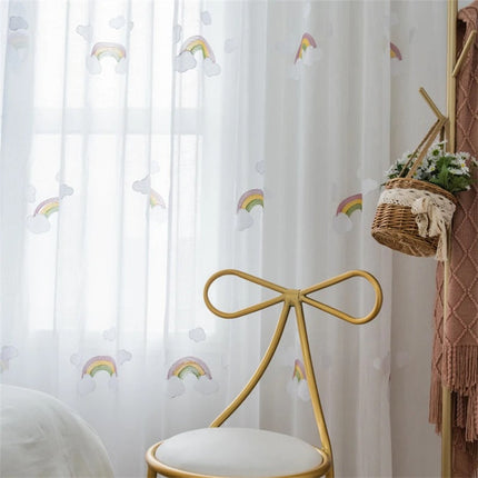 Børnegardin med broderede regnbuer