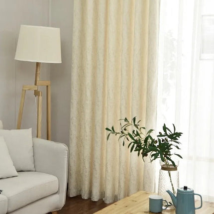 Råhvidt gardin med rustik tekstur