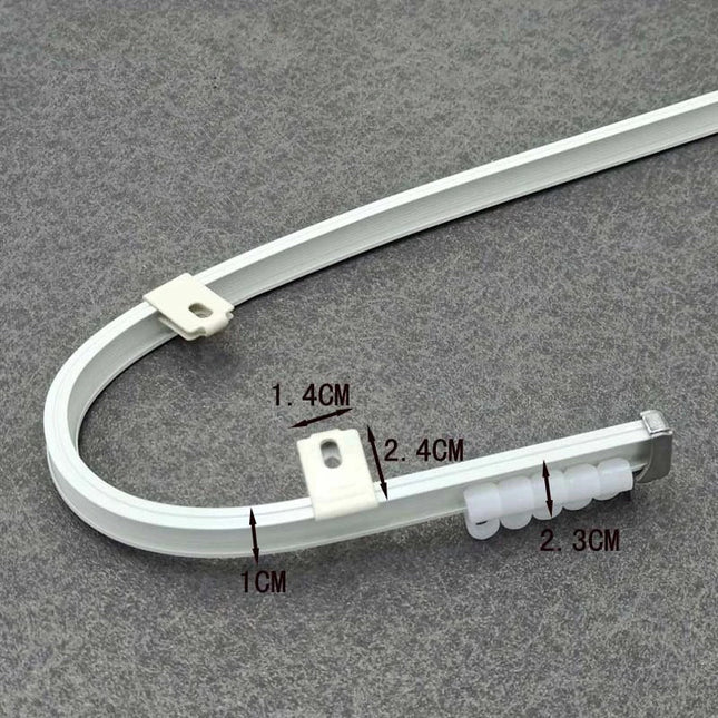 Bøjelig gardinskinne til skæve vinkler