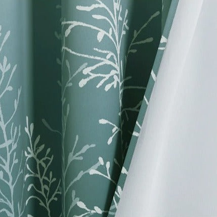 Grønt udendørs gardin med naturmønster