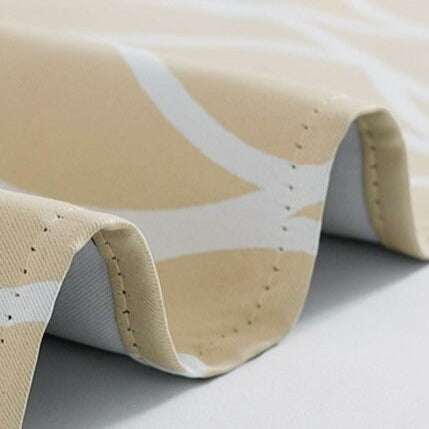 Lyst udendørs gardin med bølgemønster