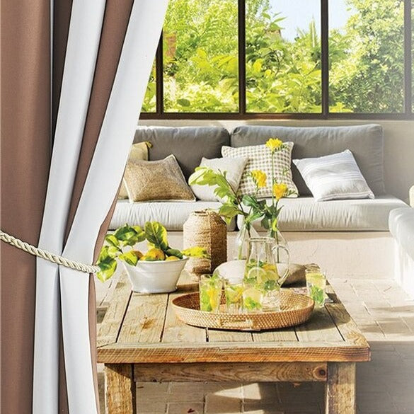 Bredstribet udendørs gardin til pergola