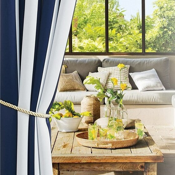 Bredstribet udendørs gardin til pergola