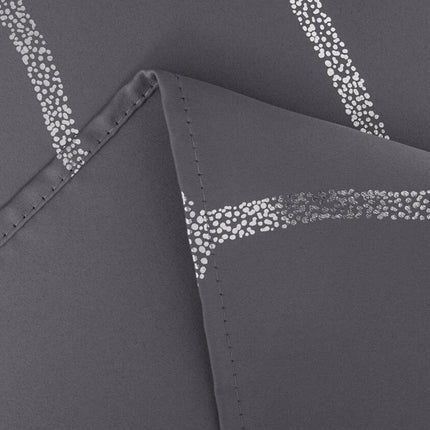 Mørklægningsgardin med geometrisk sølvtryk