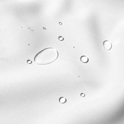 Vandtæt lysegrå udendørsgardin til altan