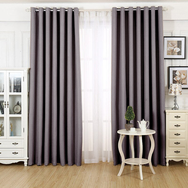 Ensfarvet gråt mørklægningsgardin til soveværelse