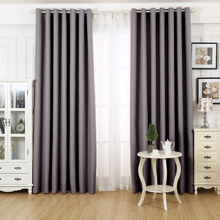 Ensfarvet gråt mørklægningsgardin til soveværelse