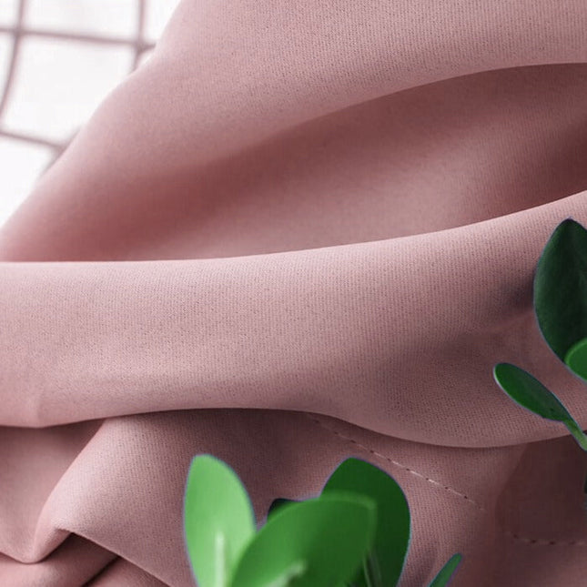 Lyserødt mørklægningsgardin til soveværelse