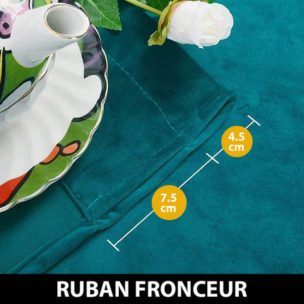 Blågrønt velour termogardin til stuen