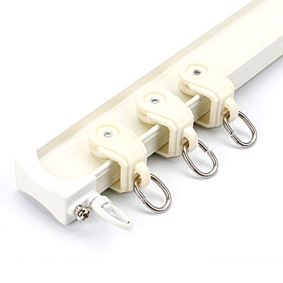 Gardinskinne til loftmontering med glidere